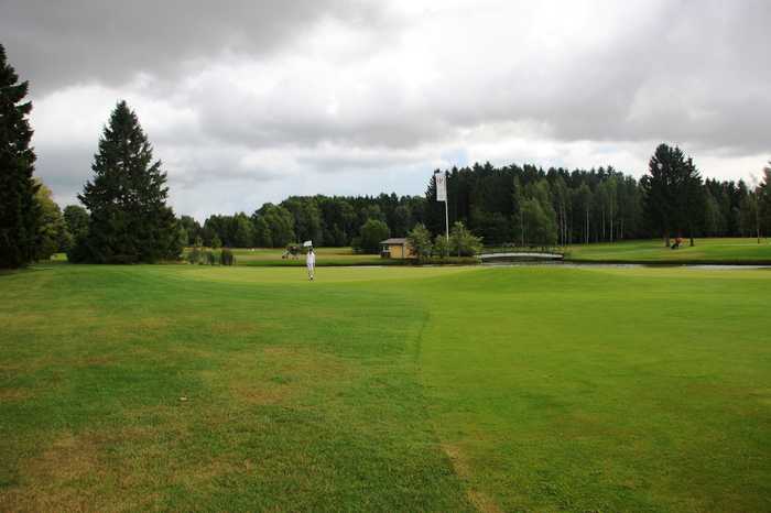 Hole 18 and 9 Bjertorp golf - panoramio
